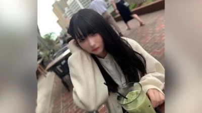 G Cup Slender Beauty With Cute Double Teeth